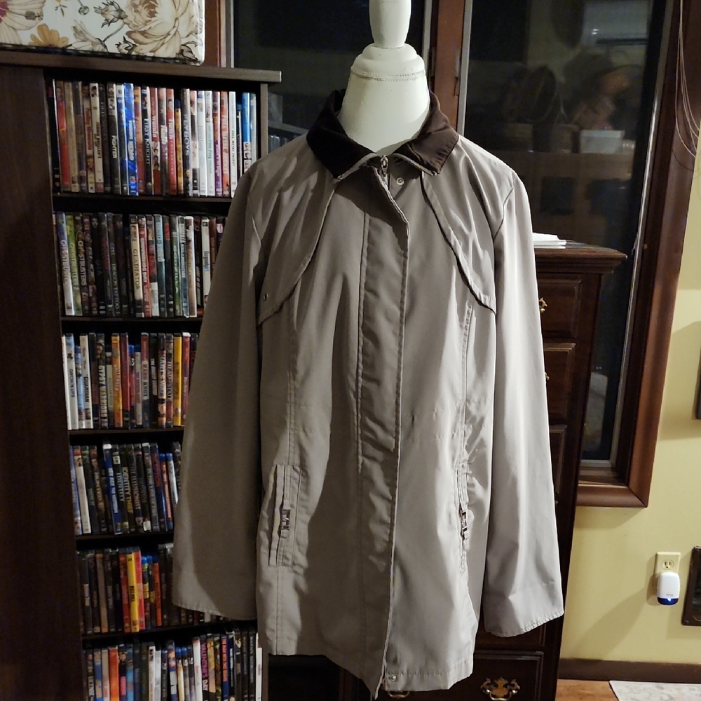 Stylish Beige light weight jacket with Brown Collar by George size 16 , 1X